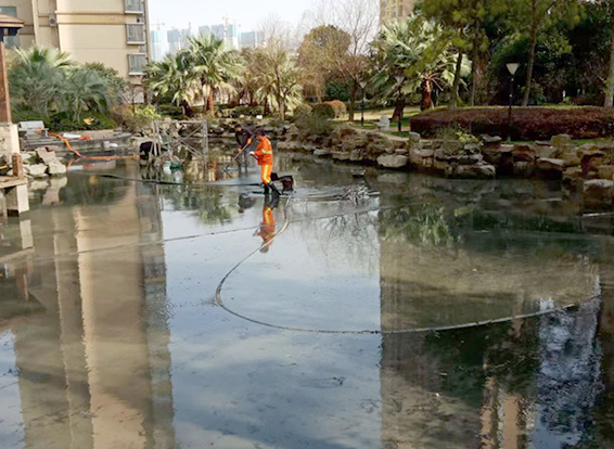 和田县景观池淤泥清理