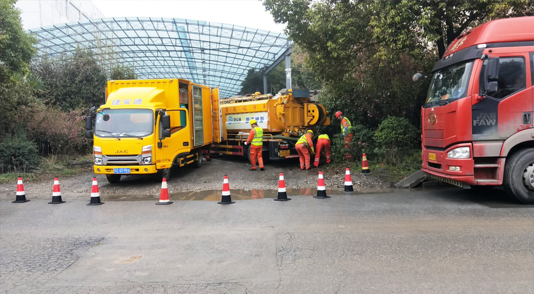 和田县成区雨污水管网“四位一体”检测疏通项目